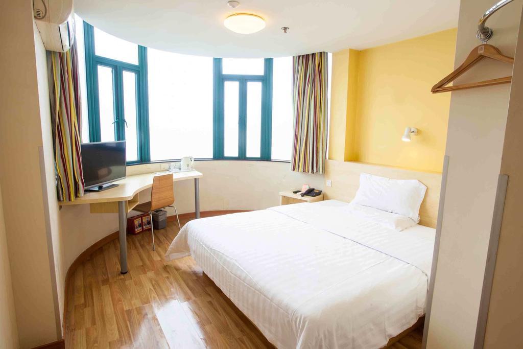 7Days Inn Chongqing Shapingba Pedestrian Street Номер фото