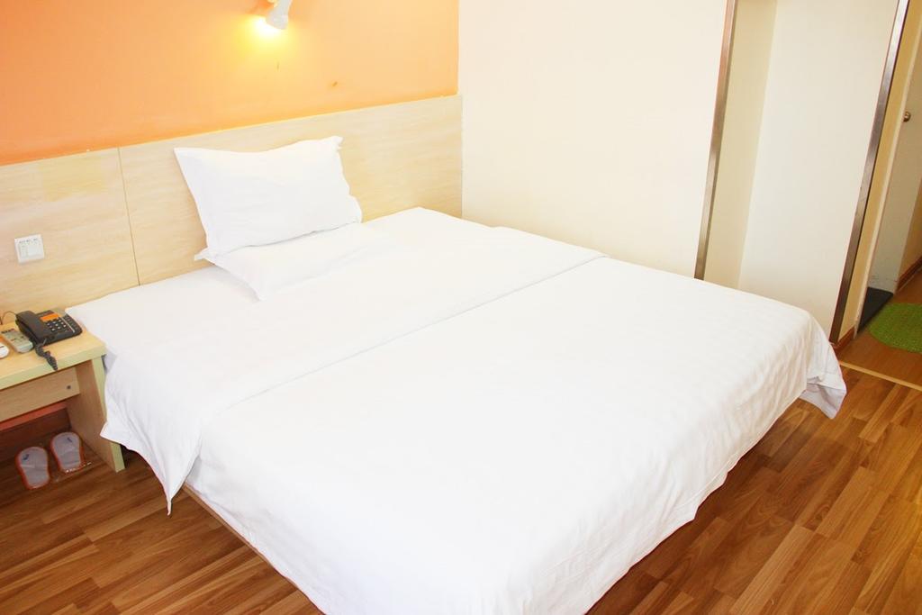 7Days Inn Chongqing Shapingba Pedestrian Street Экстерьер фото