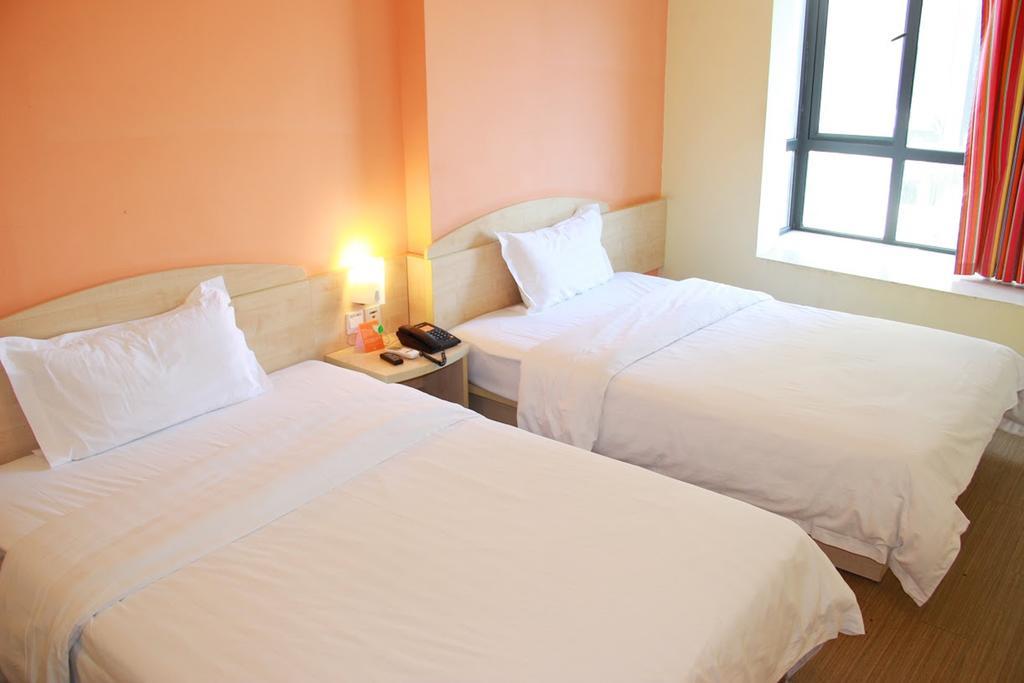 7Days Inn Chongqing Shapingba Pedestrian Street Экстерьер фото