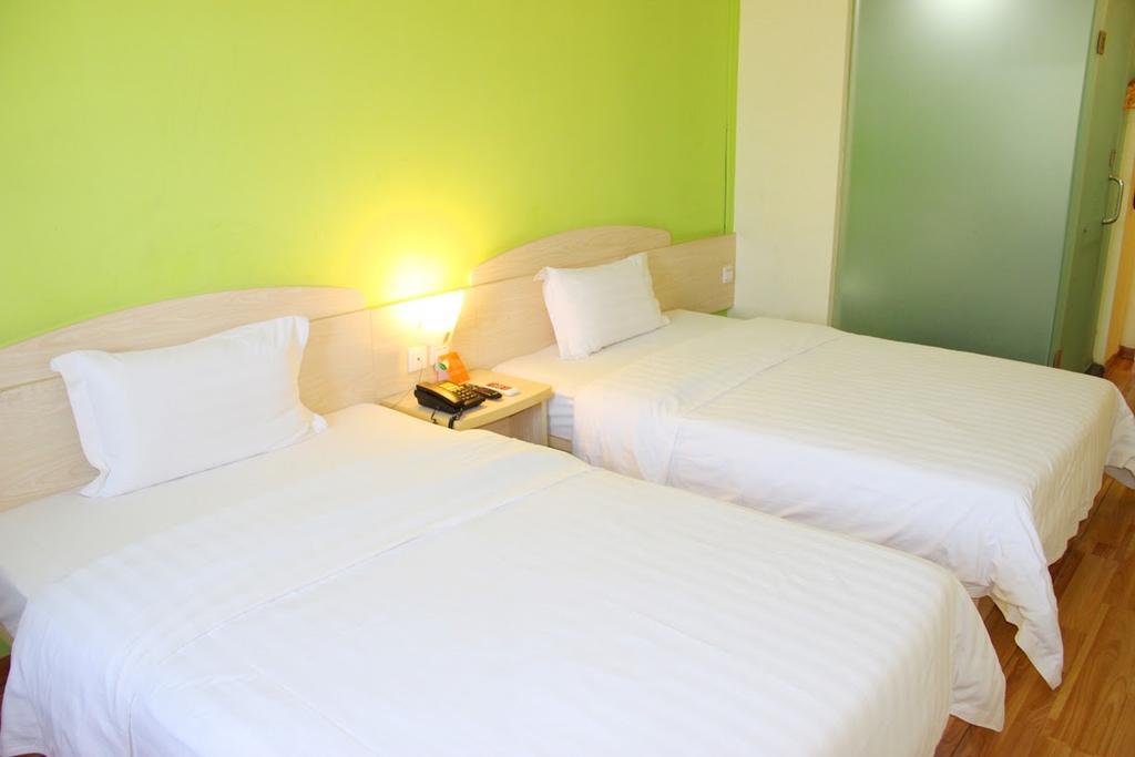 7Days Inn Chongqing Shapingba Pedestrian Street Экстерьер фото